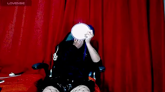 blondehot5v online show from February 25, 1:04 pm