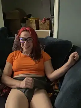 mayra mayhem online show from April 8, 4:19 pm