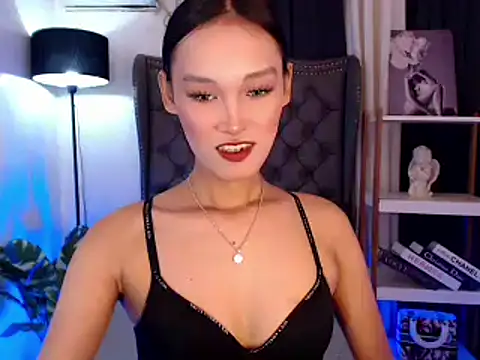 Snapshot of sensualmelody143 chatting on October 5, 5:56 pm sensualmelody143 online show from October 5, 5:56 pm