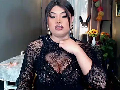 KitSmithCumerr online show from March 17, 10:06 am