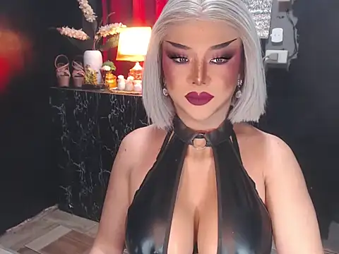 xAuroraRobinsx online show from June 23, 12:46 pm