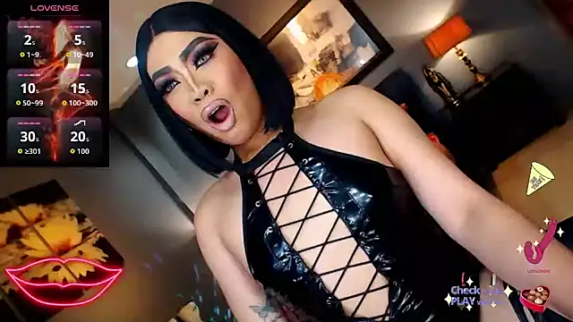 FridaHumphrey online show from November 26, 8:33 pm