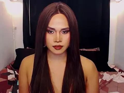 YllanaAltheaXxX online show from January 18, 2:25 pm