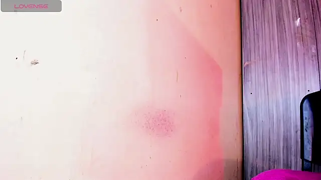 Rossedewitt  online show from March 30, 7:15 pm