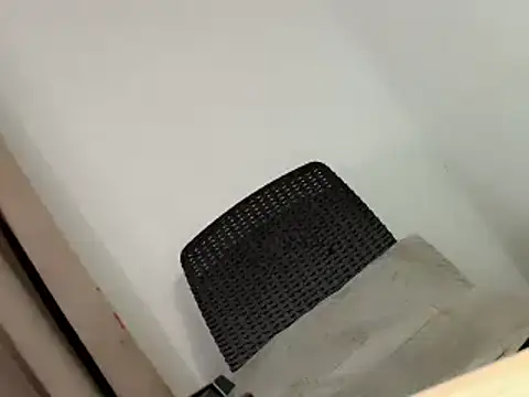 spicyhugecock online show from December 21, 1:22 am