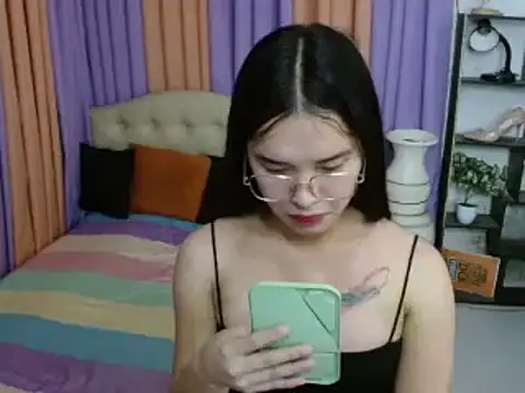 SeductiveAppleTS online show from December 19, 11:37 am