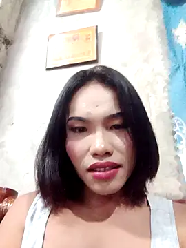 yourlovelymoreal online show from February 12, 2:56 pm