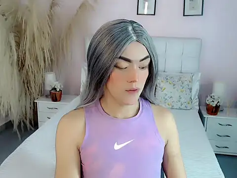 nathalialoes1 online show from November 9, 1:50 am