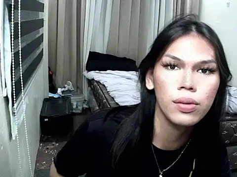 keana laux online show from September 25, 4:14 pm