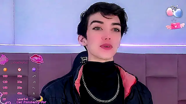 Baby FenixTS online show from December 15, 7:04 am