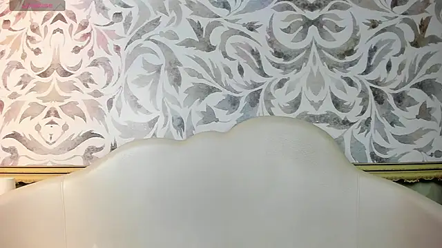 venus firekiss online show from September 21, 3:45 am