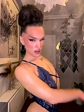 lacattiva online show from October 13, 12:57 am