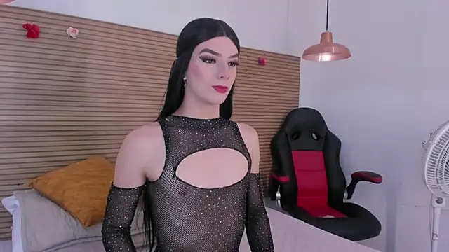 MelannyCollins   online show from October 23, 4:55 pm