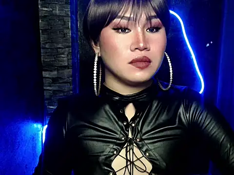 pretty lassy online show from October 21, 8:38 am