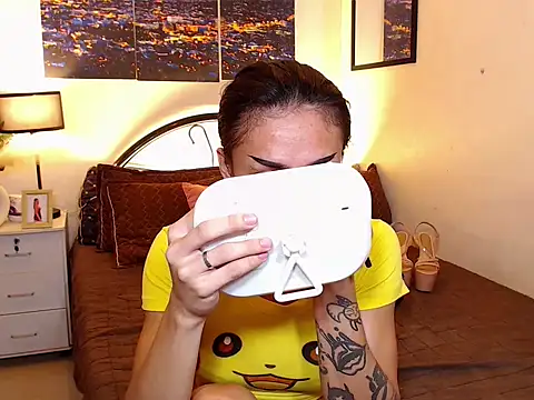 WILDROXIE online show from September 9, 10:41 pm