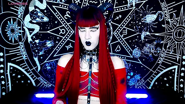 Snapshot of naomi_satan chatting on October 14, 2:34 am naomi satan online show from October 14, 2:34 am