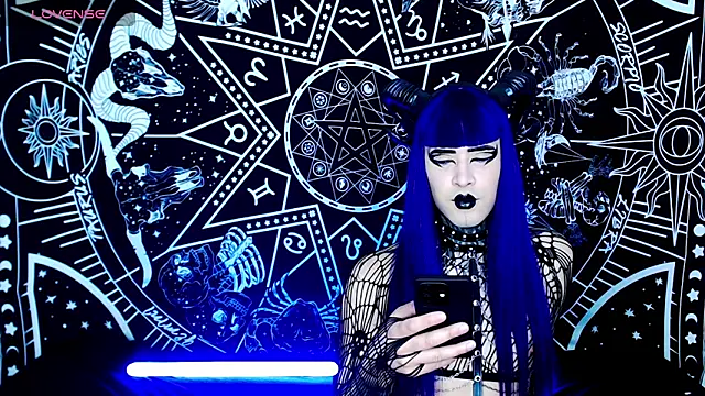 Snapshot of naomi_satan chatting on October 16, 4:46 am naomi satan online show from October 16, 4:46 am