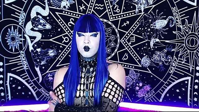 naomi satan online show from April 7, 10:33 pm