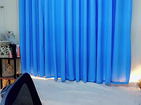 sassymimi69 online show from April 13, 1:15 pm