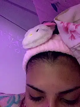 luluzinhax online show from January 15, 3:38 am