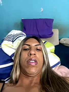 gataloiraa online show from November 15, 7:39 am