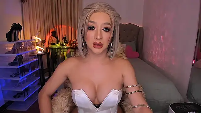 Dream Goddess online show from February 5, 10:42 am