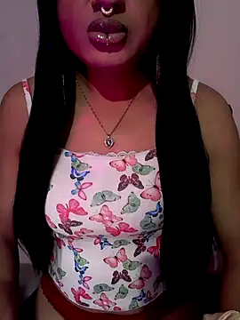 Cutie-Whiskey1 online show from November 21, 5:25 pm