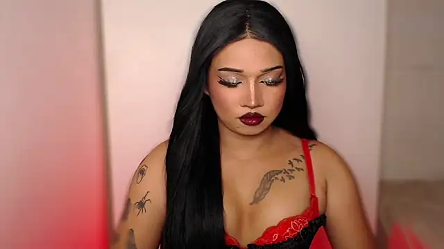 WomanOfYourDreams online show from September 27, 9:40 am