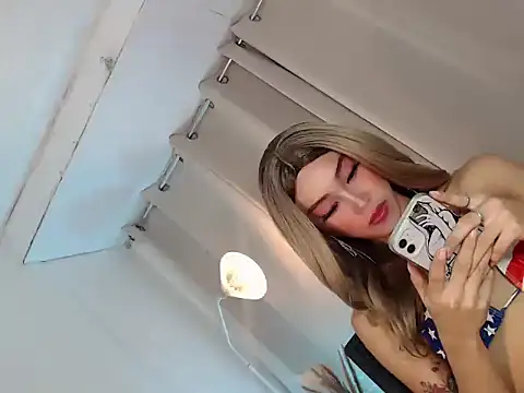 patricia love69 online show from October 20, 8:12 pm