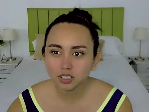 Snapshot of Celeste_Monserrath chatting on October 15, 12:38 pm Celeste Monserrath online show from October 15, 12:38 pm