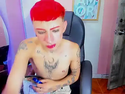 Mila Leon online show from February 19, 1:46 am