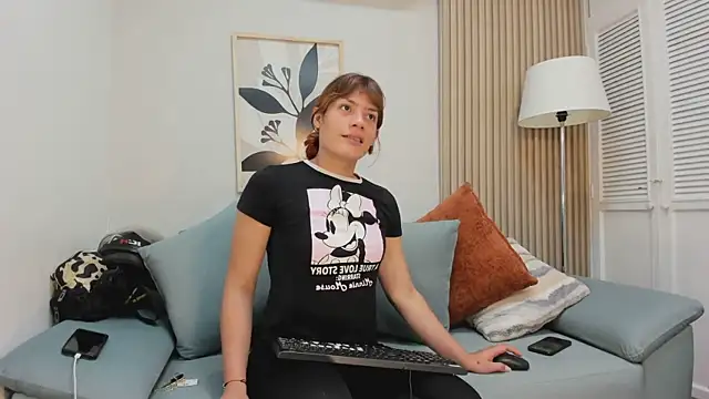 KassMonroe online show from March 24, 8:03 pm