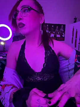 MiniMonroe online show from January 19, 11:30 am