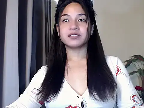 Jasmine Belair online show from April 18, 1:13 pm