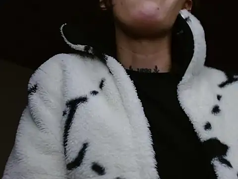 Scarlett crastrawberry online show from April 9, 2:57 am