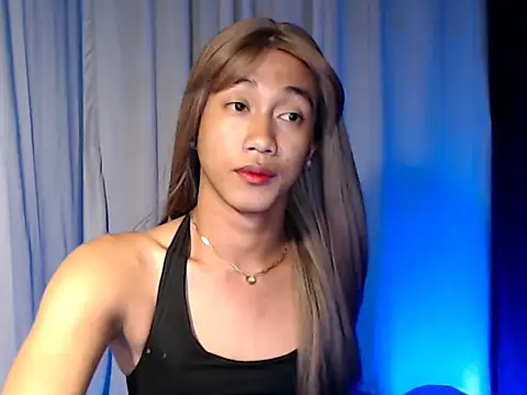 taylaxuxu online show from March 9, 8:07 am