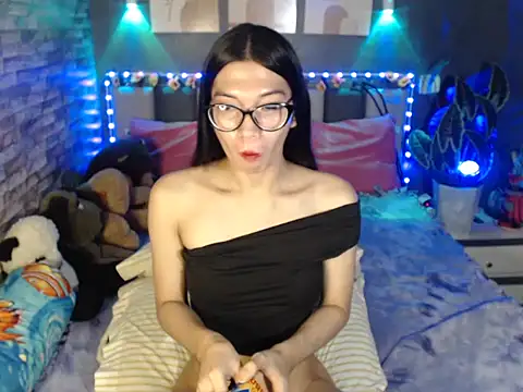 HotNathalie6900 online show from April 15, 4:56 pm