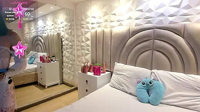 SweetKata  online show from March 4, 10:03 pm