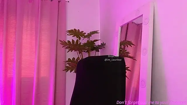 BabyLauritaa online show from April 11, 7:06 pm