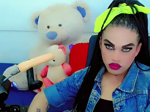 NharaBigCock online show from December 13, 8:15 pm