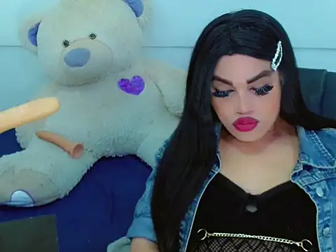 NharaBigCock online show from March 19, 7:25 pm