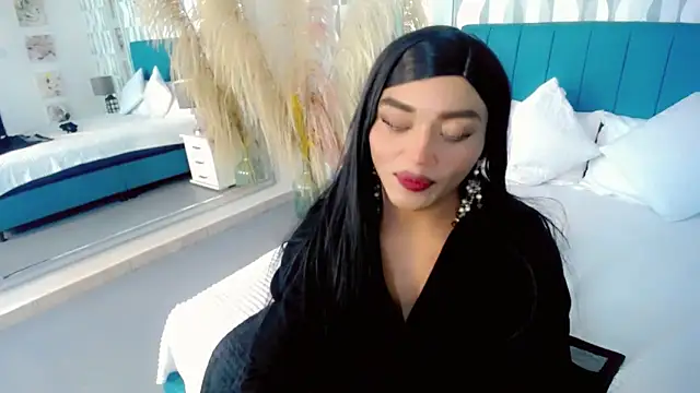 sebastian cruz  online show from November 18, 1:27 am