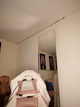 SamathaMay online show from April 15, 5:29 pm