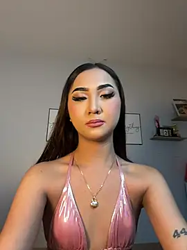 Diannellove online show from February 19, 6:59 pm