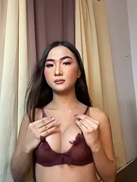 Diannellove online show from June 6, 4:47 pm