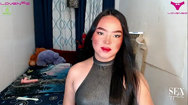 Fantacyloverr online show from April 9, 9:04 am