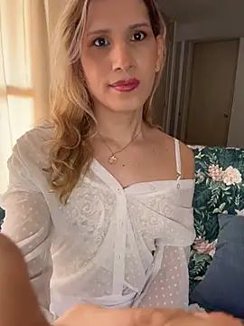 milablossom01 online show from February 20, 4:20 pm