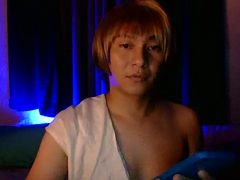 sweetinnocent69xxx online show from June 29, 12:27 pm
