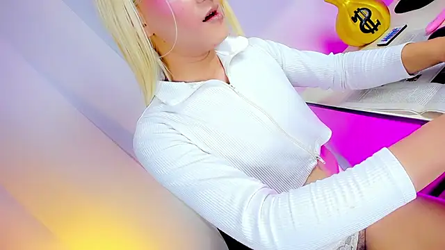 Sue blue online show from April 21, 2:48 am