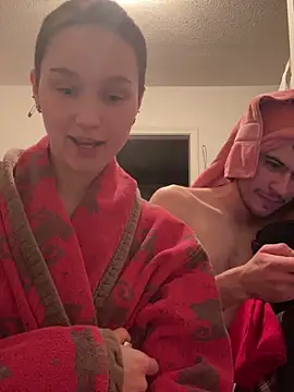 SugarNCinnamon online show from February 13, 1:23 am